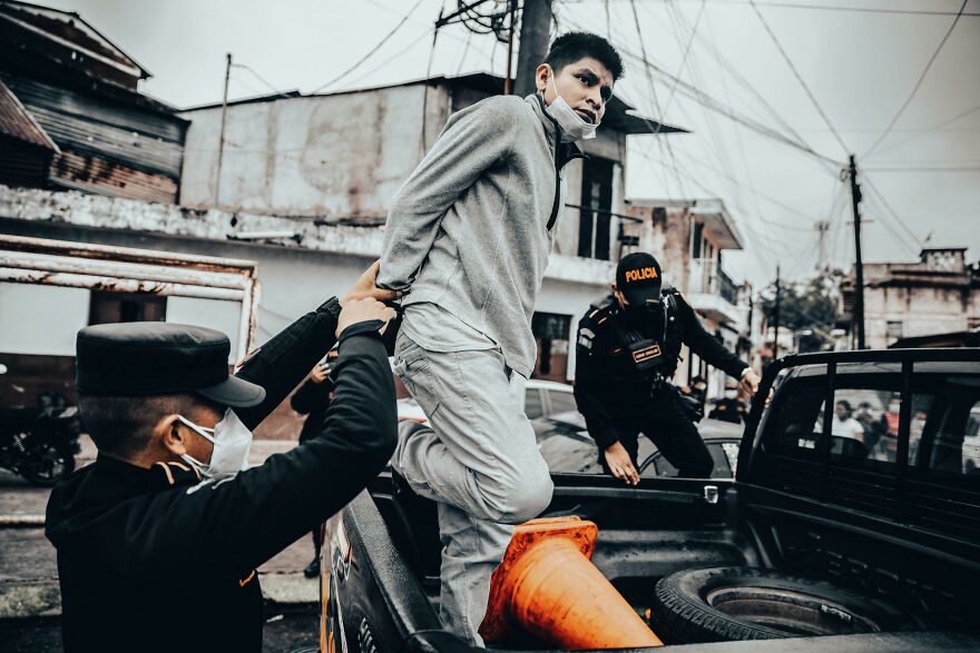 I Dedicated 12 Years Exploring Ghettos Around The World, And These 35 Pics Tell The Tale I Dedicated 12 Years Exploring Ghettos Around The World, And These 35 Pics Tell The Tale