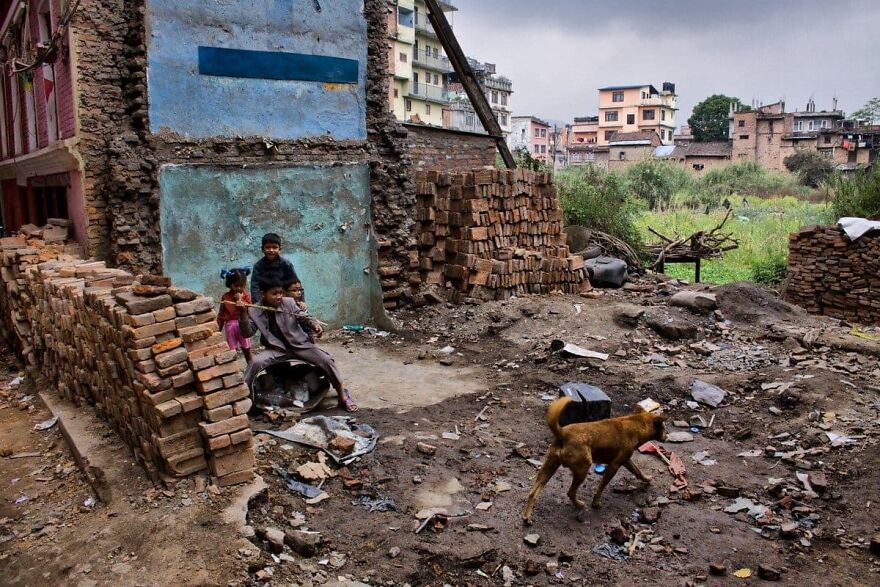 I Dedicated 12 Years Exploring Ghettos Around The World, And These 35 Pics Tell The Tale I Dedicated 12 Years Exploring Ghettos Around The World, And These 35 Pics Tell The Tale