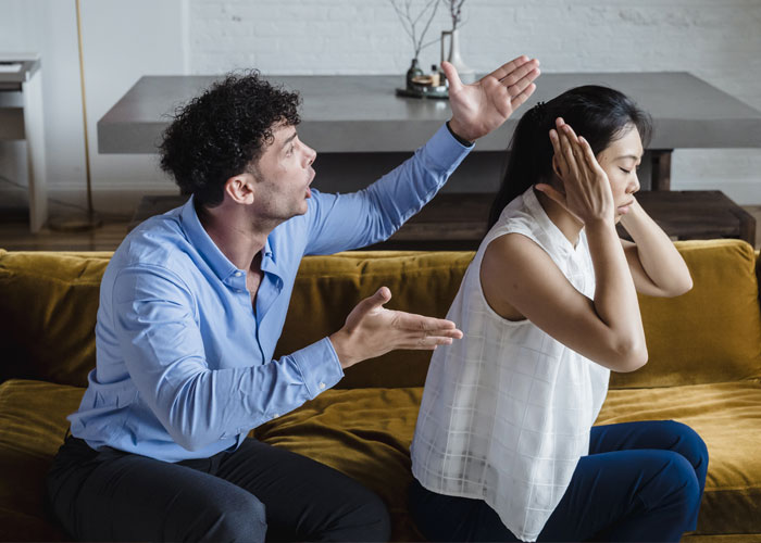 Father’s Friend Infantilizes His Daughter Until She Finally Snaps Father’s Friend Infantilizes His Daughter Until She Finally Snaps