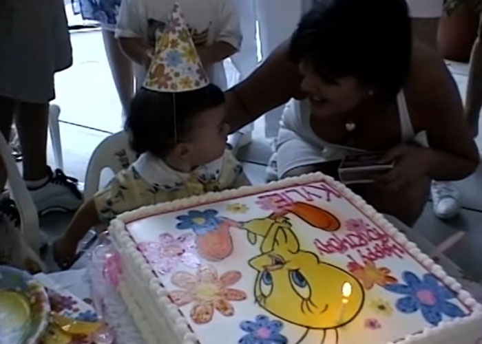 Kylie Jenner Is Unrecognizable In Photos From Childhood On Her 26th Bday