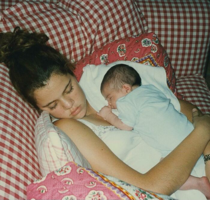 Kylie Jenner Is Unrecognizable In Photos From Childhood On Her 26th Bday