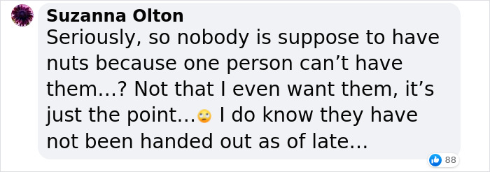 Airline Apologizes To Woman After They “Left No Choice” For Her But Buy Every Bag Of Nuts On Flight