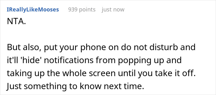 30 Years Of Friendship Starts To Crumble After Man Tells Off A Friend Who “Couldn’t Wait” 30 Years Of Friendship Starts To Crumble After Man Tells Off A Friend Who “Couldn’t Wait”