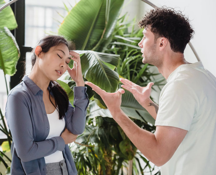 Sister Uses Blackmail To Prevent Her Brother From Proposing While Giving A Speech At Her Wedding