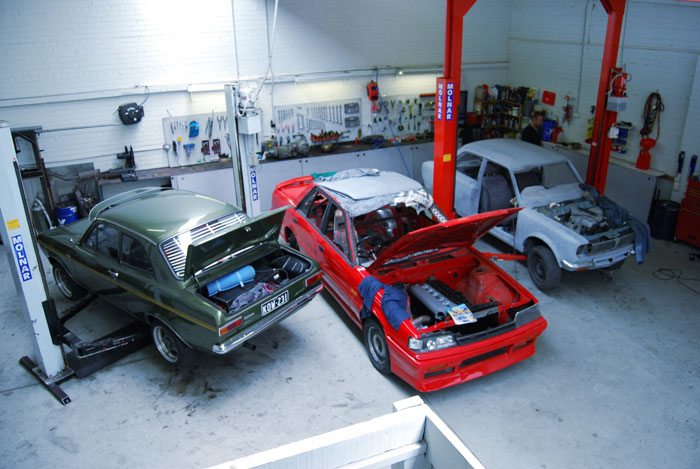 Woman Happens To Be In The Right Place At The Right Times When She Sees Her “Unfixable” Car In Town