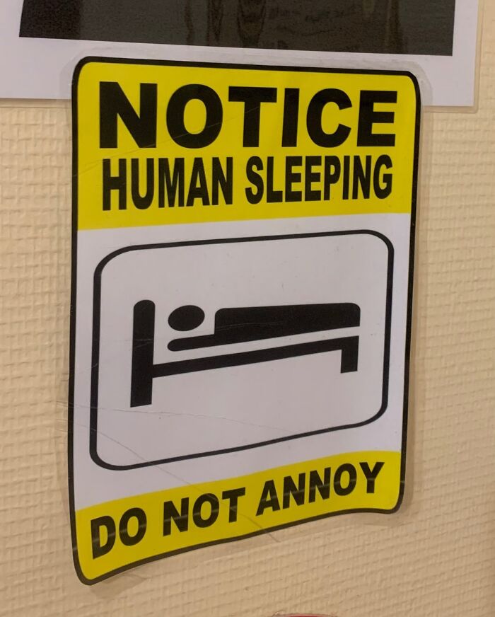 30 Hilariously Useless, Unsuccessful And/Or Unpopular Signs (New Pics)