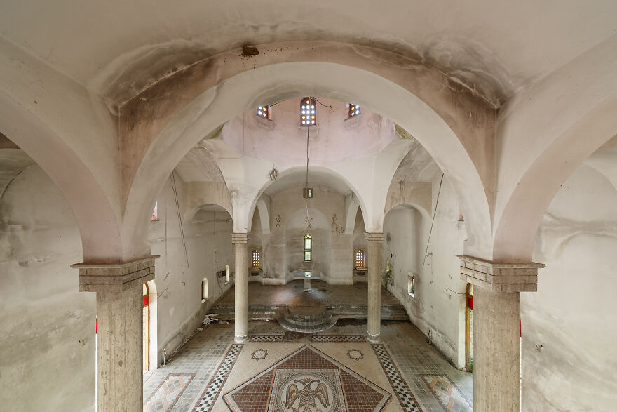 &#8220;The Echo Of The Forgotten Sacred&#8221;: I Explored The Most Beautiful Abandoned Religious Places (32 Pics)