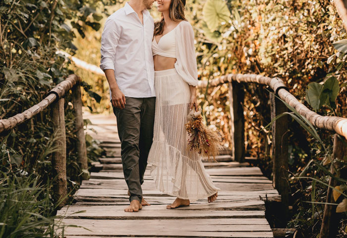 Husband Gets The Silent Treatment After Partner Finds Out The Dinner He Ate Was Vegan