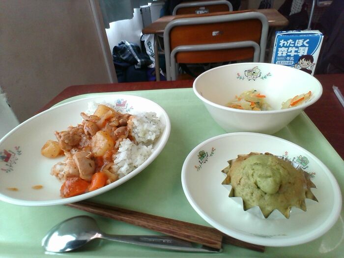 Hey Pandas, Show Us Your Favorite Food