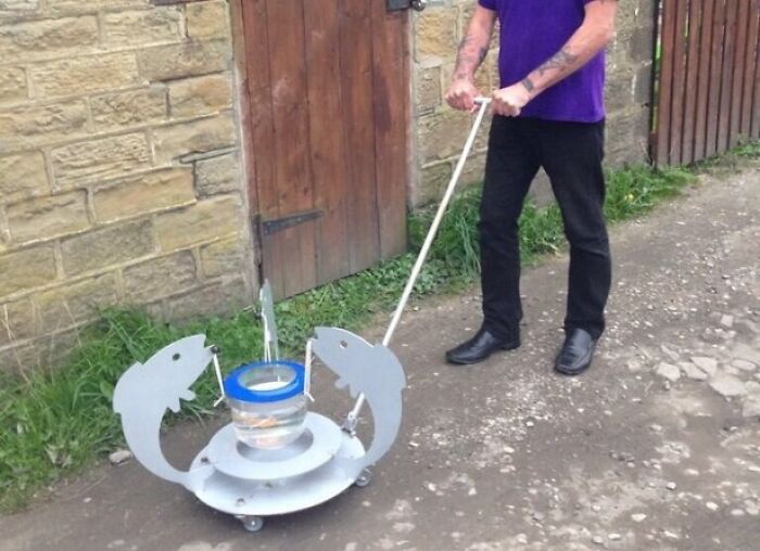 40 “Awesome Things But Absolutely Useless” 40 “Awesome Things But Absolutely Useless”