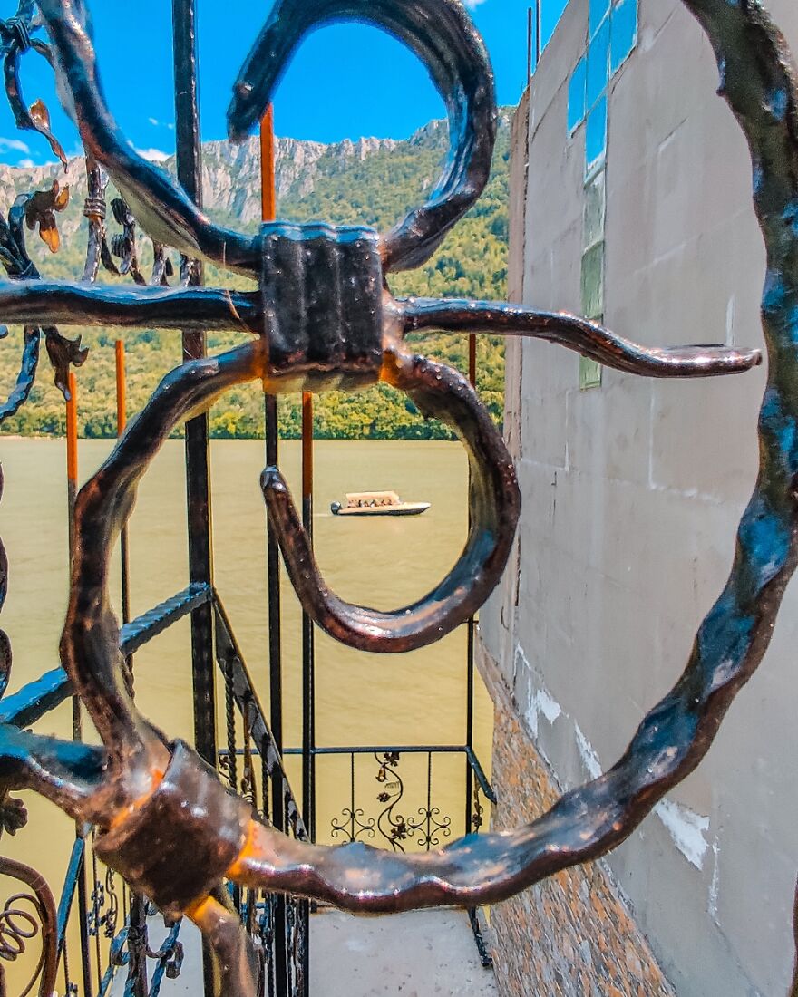 “Framed Moments”: 34 Photos That I Took “Framed Moments”: 34 Photos That I Took