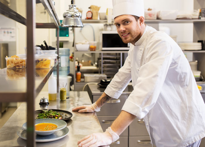 People Are Loving This Chef For Treating Customers’ Ridiculous Requests With Perfect Pettiness People Are Loving This Chef For Treating Customers’ Ridiculous Requests With Perfect Pettiness