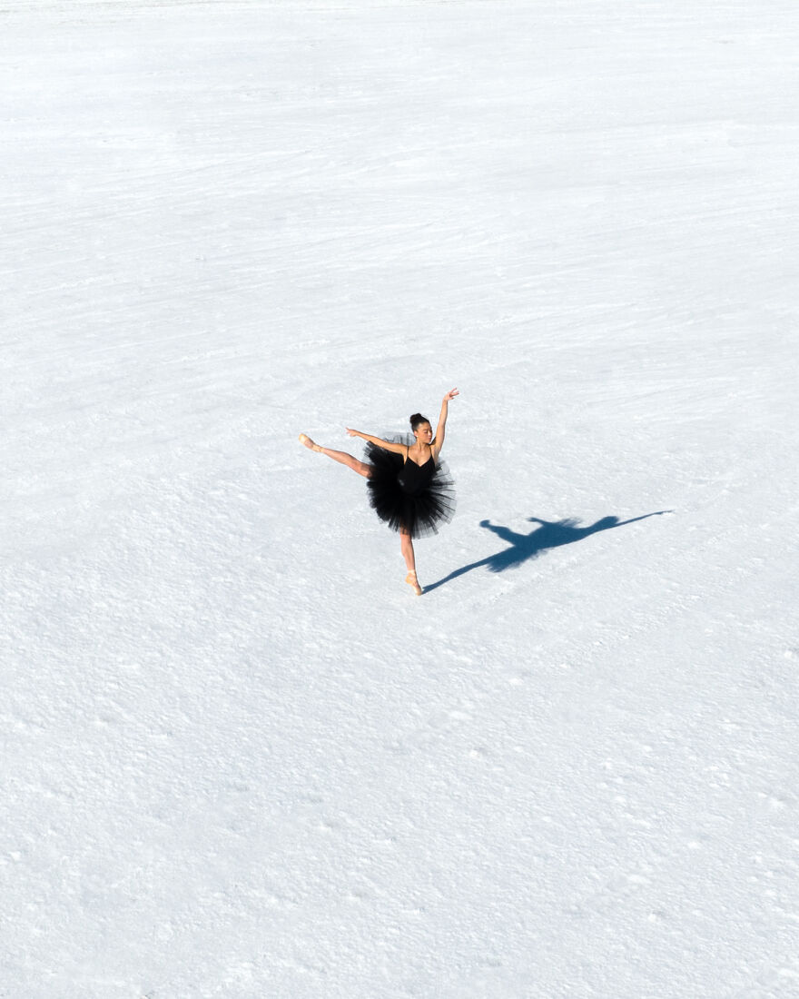 Swan Lake Reimagined: 16 Aerial Photos Of Ballet Dancers Captured On The Salt Lake In Utah Swan Lake Reimagined: 16 Aerial Photos Of Ballet Dancers Captured On The Salt Lake In Utah