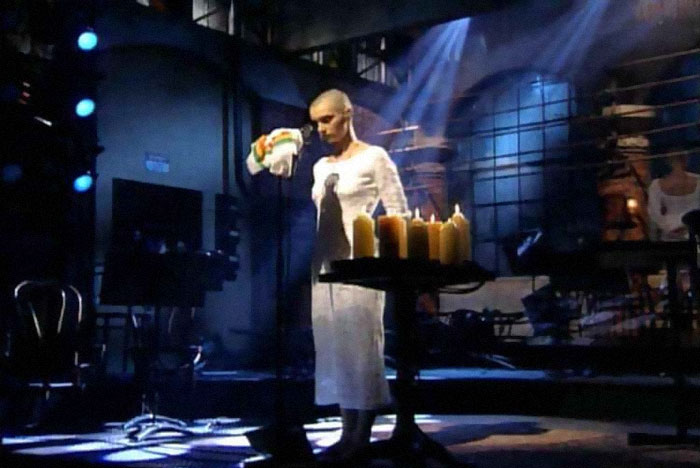 “Fight The Real Enemy”: Sinéad O’Connor Had No Regrets About Her Life-Changing “SNL” Incident “Fight The Real Enemy”: Sinéad O’Connor Had No Regrets About Her Life-Changing “SNL” Incident