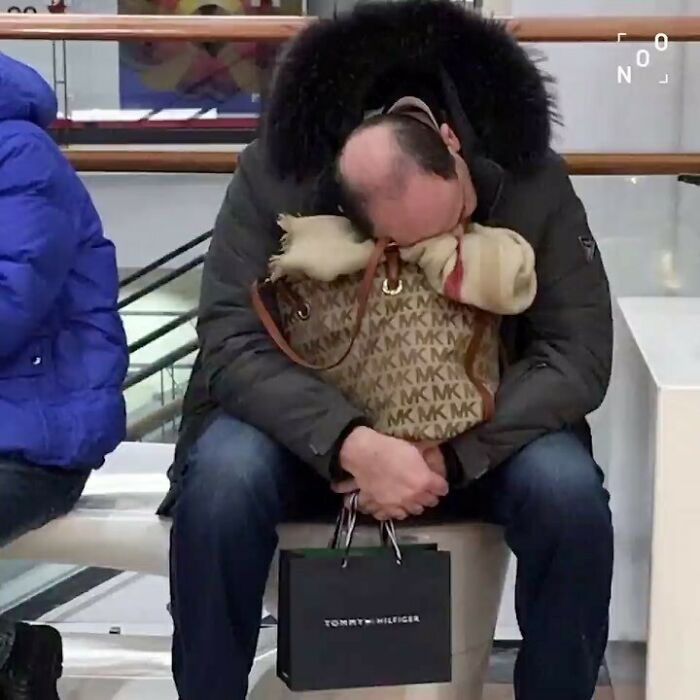 30 Times People Spotted Men Having A Miserable Time While Shopping And Just Had To Take A Pic (New Pics) 30 Times People Spotted Men Having A Miserable Time While Shopping And Just Had To Take A Pic (New Pics)