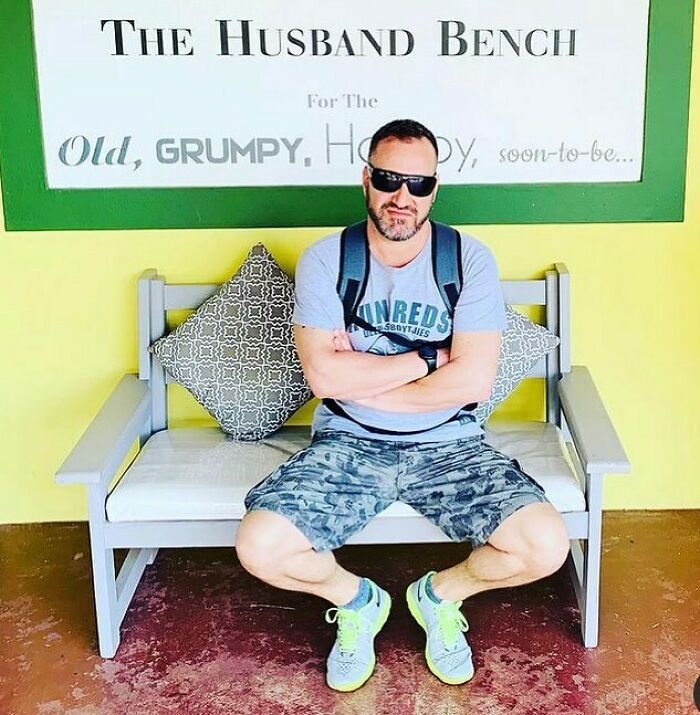 30 Times People Spotted Men Having A Miserable Time While Shopping And Just Had To Take A Pic (New Pics) 30 Times People Spotted Men Having A Miserable Time While Shopping And Just Had To Take A Pic (New Pics)