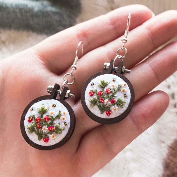 45 Times People Showed Their Creativity And Skill When It Came To Embroidery (New Pics) 45 Times People Showed Their Creativity And Skill When It Came To Embroidery (New Pics)