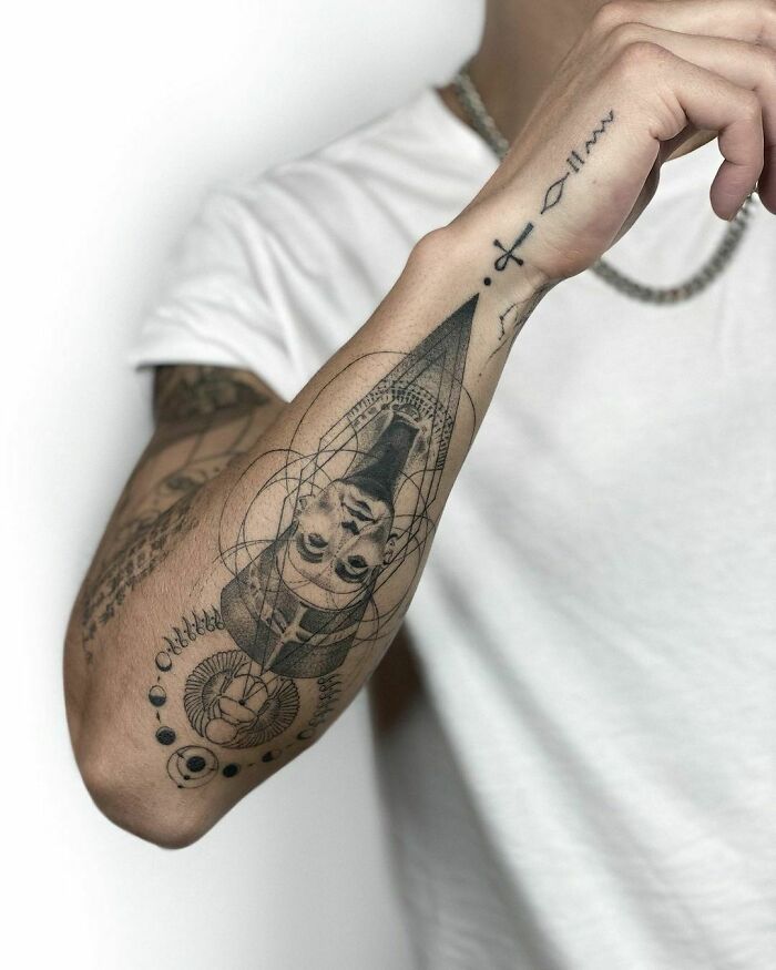 Artistry Meets Self-Expression In These 122 Abstract Tattoo Ideas Artistry Meets Self-Expression In These 122 Abstract Tattoo Ideas