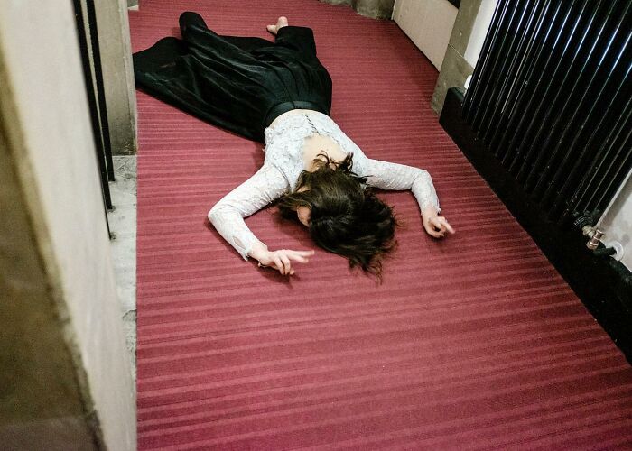 25 Unfiltered Wedding Pics By Ian Weldon That Are As Funny As They Are Chaotic (New Pics)