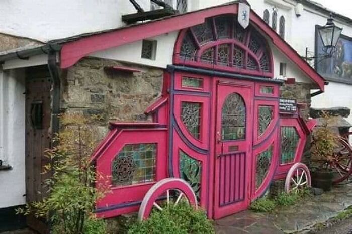 “Unusual Images”: 30 Of The Most Comically Bizarre Pics Shared By This Facebook Page “Unusual Images”: 30 Of The Most Comically Bizarre Pics Shared By This Facebook Page