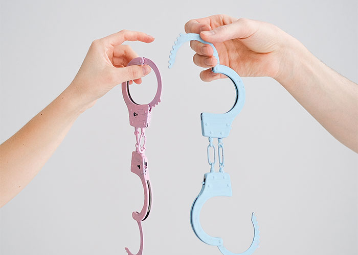 40 Disturbing, Weird Or Hilarious Finds Parents Made When Snooping In Their Kids’ Rooms 40 Disturbing, Weird Or Hilarious Finds Parents Made When Snooping In Their Kids’ Rooms