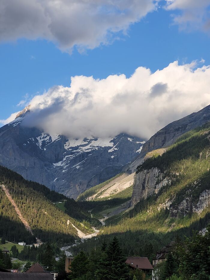 Hey Pandas, Show Us A Picture You Took That Looks Like It Came Straight Out Of A Fantasy (Closed)