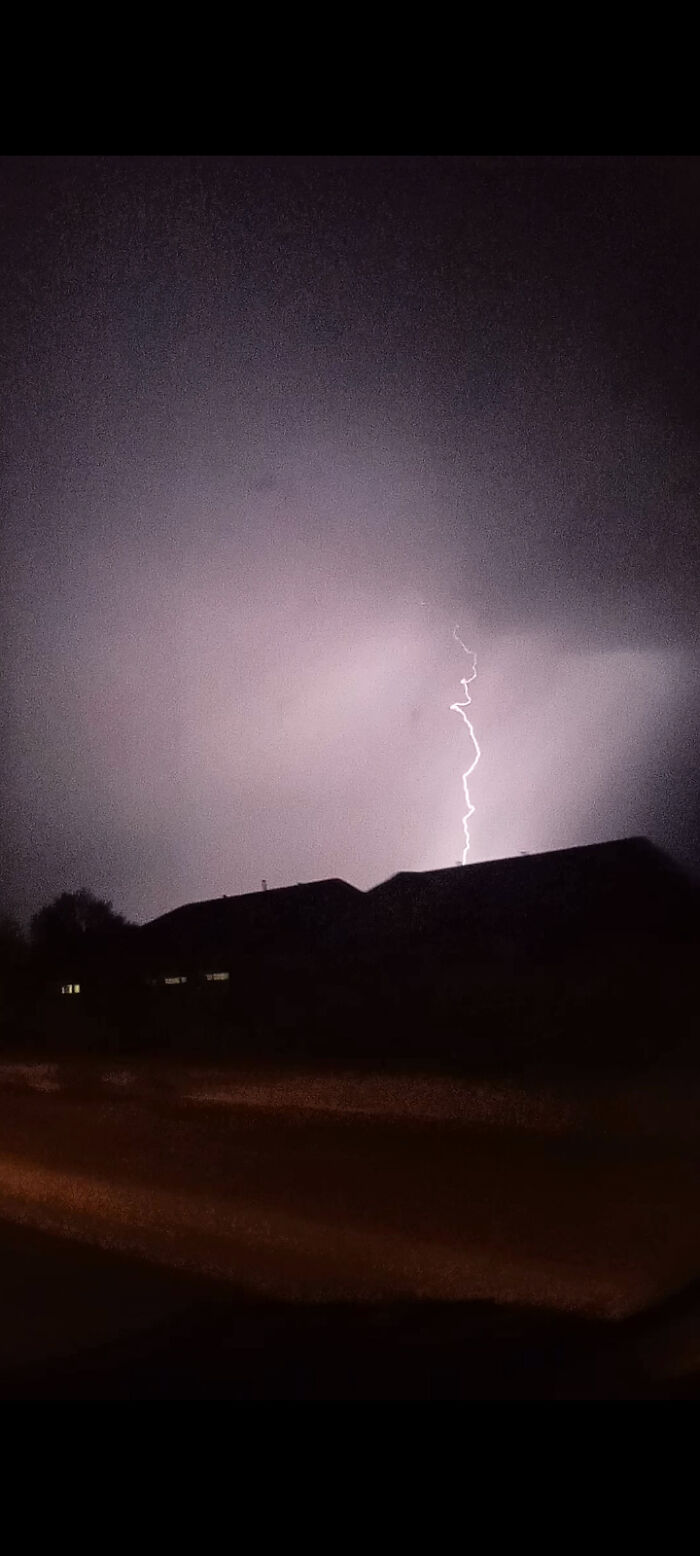 Hey Pandas, Show Us A Picture You Took That Looks Like It Came Straight Out Of A Fantasy (Closed)