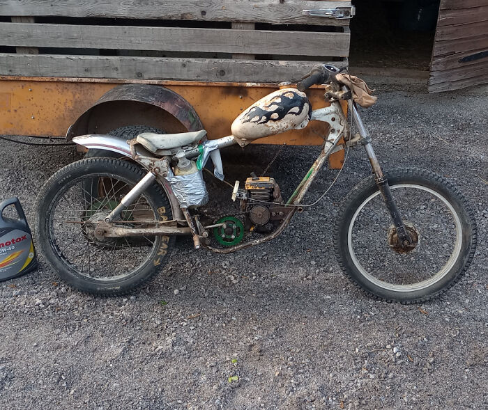 This Group Exists To Showcase The Most Brilliant Creations By ‘Redneck Engineers,’ And Here Are 40 Of The Wildest Ones (New Pics) This Group Exists To Showcase The Most Brilliant Creations By ‘Redneck Engineers,’ And Here Are 40 Of The Wildest Ones (New Pics)