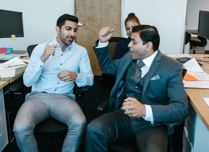 &#8216;Karen&#8217; Goes Wild After She Doesn&#8217;t Get A Reply From Woman Who&#8217;s On Vacation, Attempts To Get Her Fired