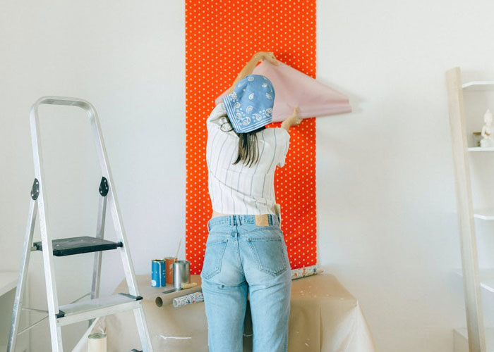 “Study Your Potential Neighbors”: Homeowners Share 40 Things They Wish They Had Known Before Buying Their First Houses “Study Your Potential Neighbors”: Homeowners Share 40 Things They Wish They Had Known Before Buying Their First Houses