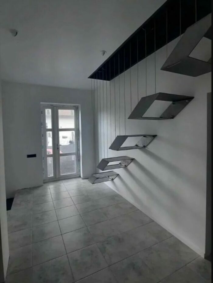 30 Horribly Designed Staircases That Are Just An Accident Waiting To Happen, As Shared On This Facebook Group 30 Horribly Designed Staircases That Are Just An Accident Waiting To Happen, As Shared On This Facebook Group