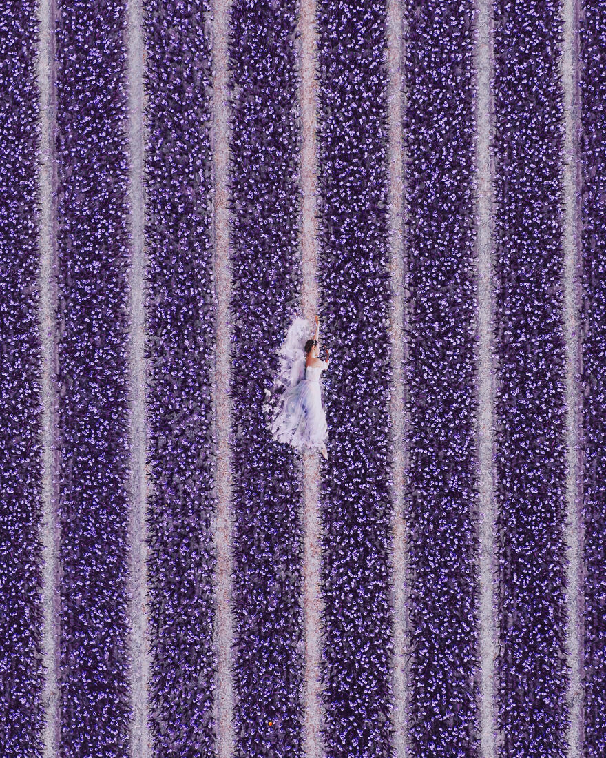 I Am A Photographer Who Captured Ballet Dancers In The Most Beautiful Surroundings (40 Pics) I Am A Photographer Who Captured Ballet Dancers In The Most Beautiful Surroundings (40 Pics)