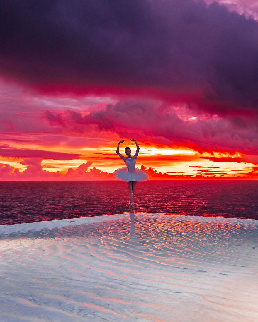 I Am A Photographer Who Captured Ballet Dancers In The Most Beautiful Surroundings (40 Pics) I Am A Photographer Who Captured Ballet Dancers In The Most Beautiful Surroundings (40 Pics)