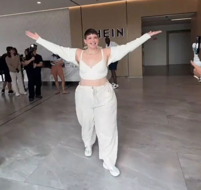 Influencer Gets Canceled After Praising Shein’s Working Conditions While Touring Their Factory And Calling Herself An ‘Independent Thinker’ Influencer Gets Canceled After Praising Shein’s Working Conditions While Touring Their Factory And Calling Herself An ‘Independent Thinker’