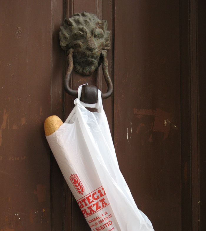 Man Stunned By His Neighbor’s Entitlement Who Designated His Home As A Drop-Off For His Deliveries Man Stunned By His Neighbor’s Entitlement Who Designated His Home As A Drop-Off For His Deliveries