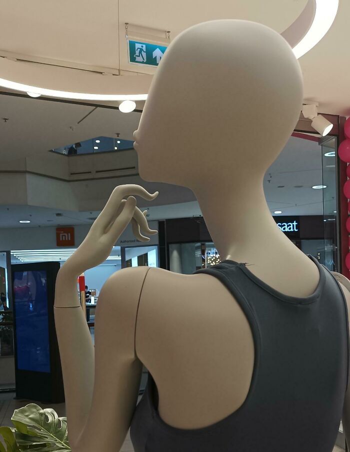 “Creepy Design”: 40 Design Fails That Look Creepy And Make People Feel Uncomfortable (New Pics) “Creepy Design”: 40 Design Fails That Look Creepy And Make People Feel Uncomfortable (New Pics)