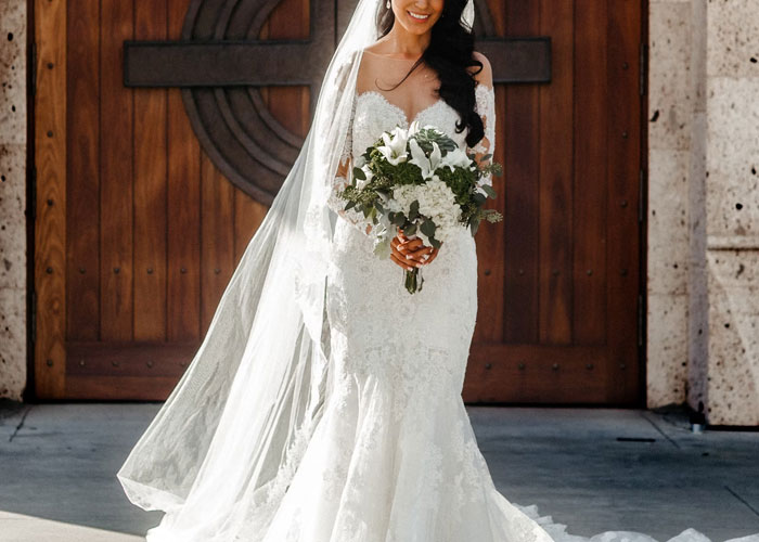 Bride Comes Up With A Brilliant Punishment For Anyone Who Shows Up In White To The Wedding After Seeing What MIL Plans On Wearing Bride Comes Up With A Brilliant Punishment For Anyone Who Shows Up In White To The Wedding After Seeing What MIL Plans On Wearing