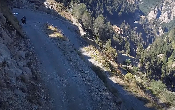 40 Most Dangerous Roads You Should Try To Ignore