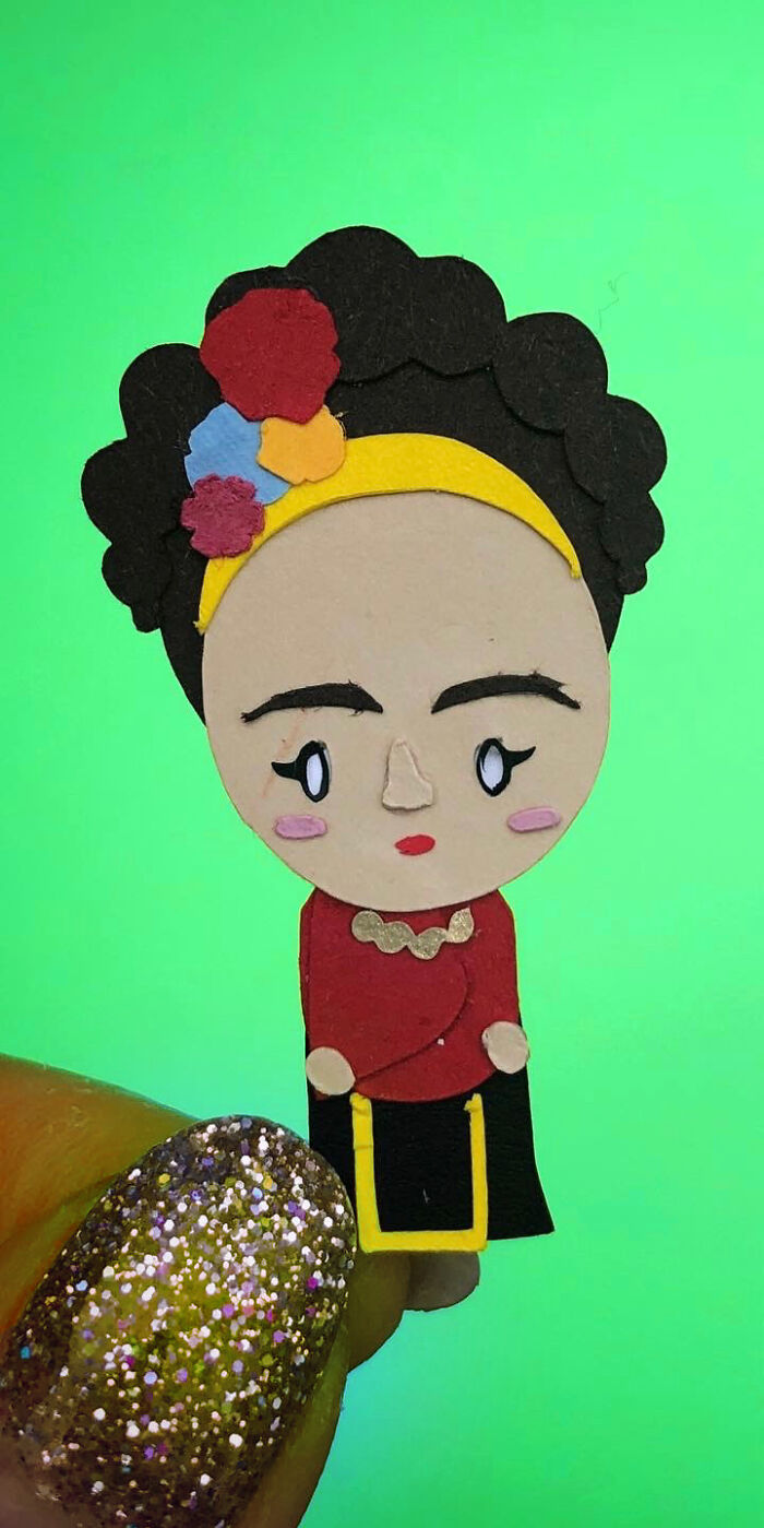 I’ve Been Making Frida Kahlo Out Of Paper Since 2015, And Here Is My Artistic Progression