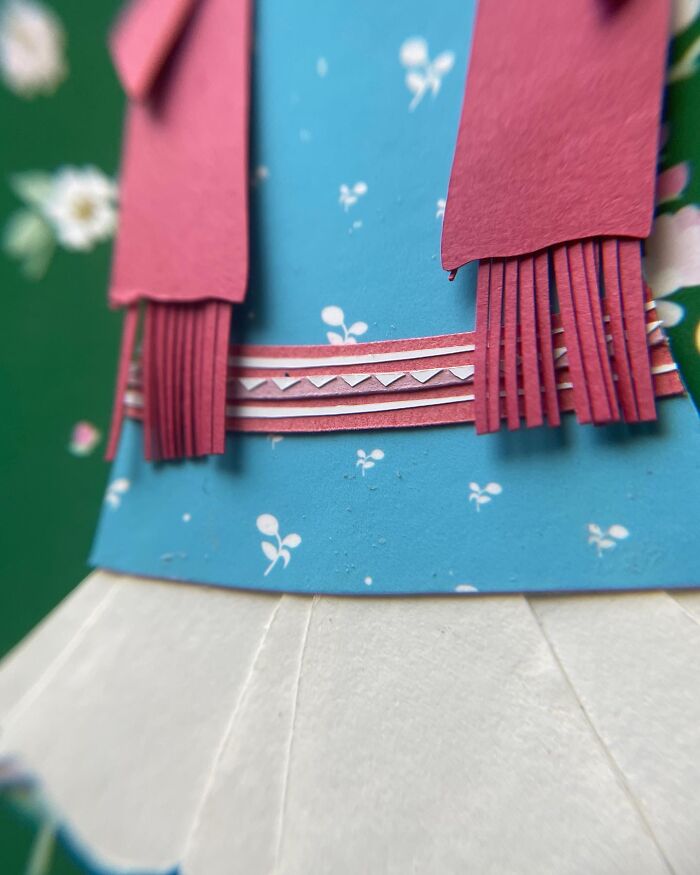 I’ve Been Making Frida Kahlo Out Of Paper Since 2015, And Here Is My Artistic Progression