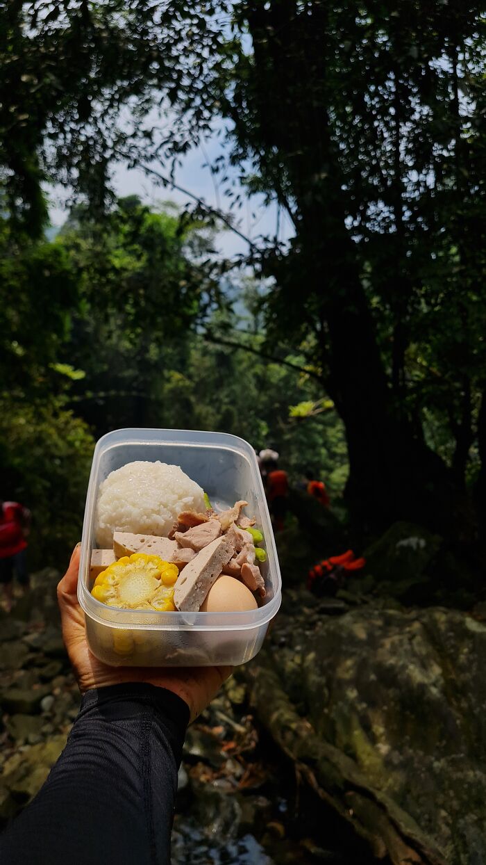 I Acted As The Little Mermaid In The “Death Gate” Stream In Vietnam I Acted As The Little Mermaid In The “Death Gate” Stream In Vietnam