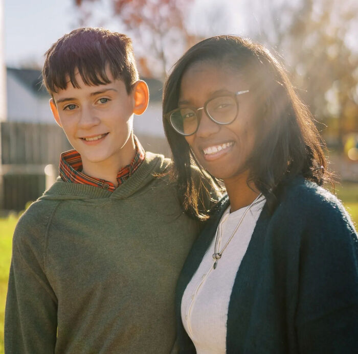 Boy Becomes Friends With 12 Y.O. Foster Kid So The Family Adopts Him Boy Becomes Friends With 12 Y.O. Foster Kid So The Family Adopts Him