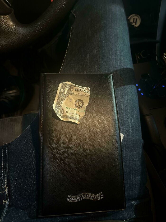 ‘Server Life’: 30 Of The Most Entitled Customers That Servers Ever Had The ‘Pleasure’ Of Meeting