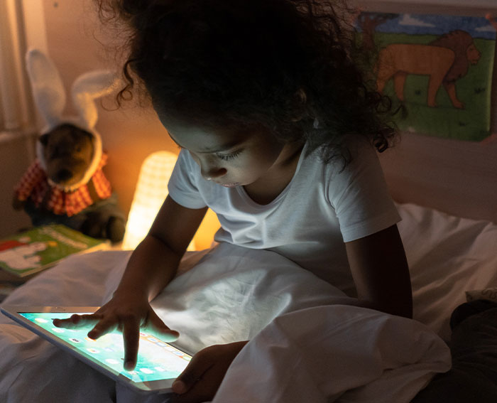 30 Of The Darkest Secrets These Moms Will Only Reveal Under The Guise Of Anonymity