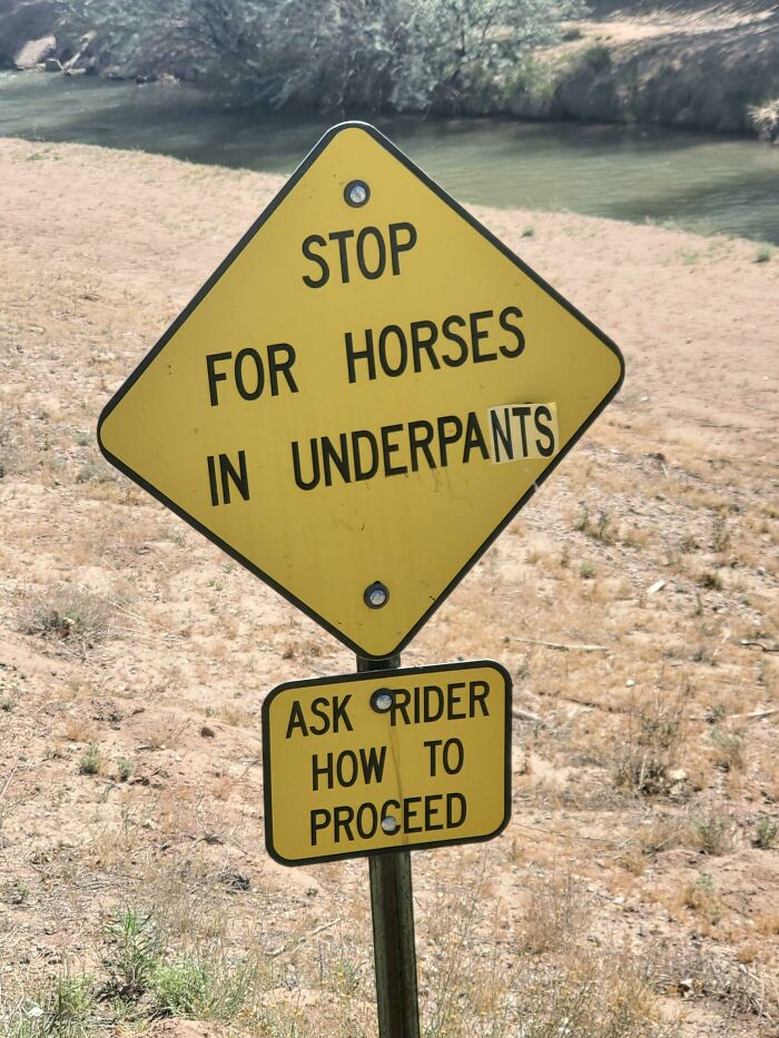 50 Of The Most Hilarious Examples Of Mild Vandalism That Should Be Excused From Any Consequences (New Pics) 50 Of The Most Hilarious Examples Of Mild Vandalism That Should Be Excused From Any Consequences (New Pics)