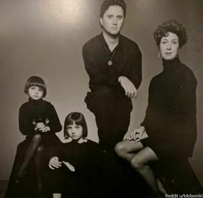 50 Wholesomely Hilarious Family Pictures That Are Just So Awkward (New Pics) 50 Wholesomely Hilarious Family Pictures That Are Just So Awkward (New Pics)