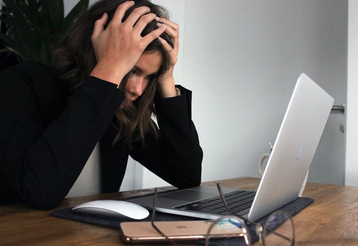 “It Was Clearly Not A Misunderstanding”: Couple Refuse To Pay $200 For Something They Didn’t Do, Make The Company Beg Them To Stop Their Revenge “It Was Clearly Not A Misunderstanding”: Couple Refuse To Pay $200 For Something They Didn’t Do, Make The Company Beg Them To Stop Their Revenge