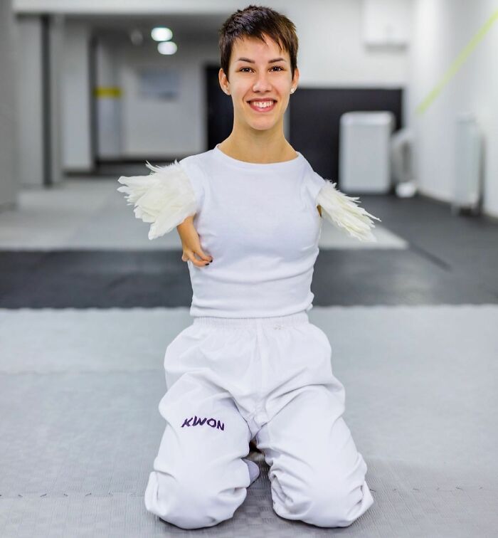 ‘The Girl With Wings’: Dejana Backo, A Woman Born Without Arms, Proves That No Challenge Is Impossible ‘The Girl With Wings’: Dejana Backo, A Woman Born Without Arms, Proves That No Challenge Is Impossible