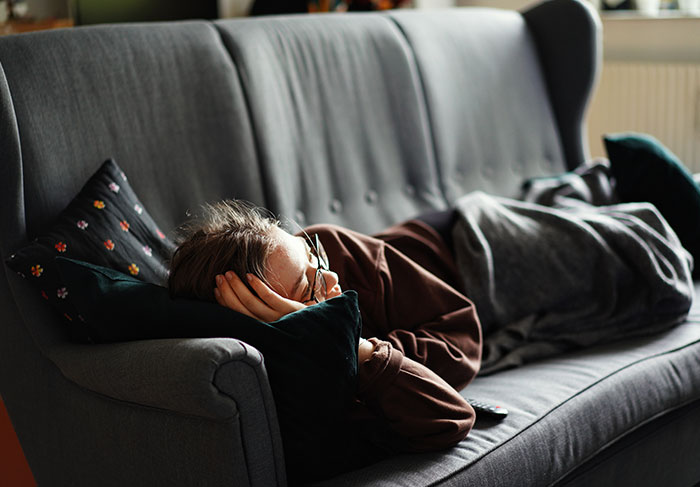 50 Honest Accounts Of The Hardest Metaphorical Pills People Ever Had To Swallow