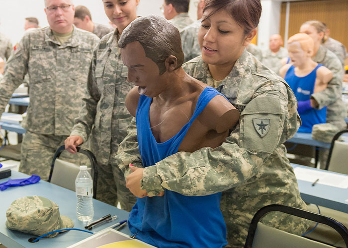 “Prioritize Your Safety First”: 30 Things That May End Up Saving Your Life Or Someone Else’s “Prioritize Your Safety First”: 30 Things That May End Up Saving Your Life Or Someone Else’s